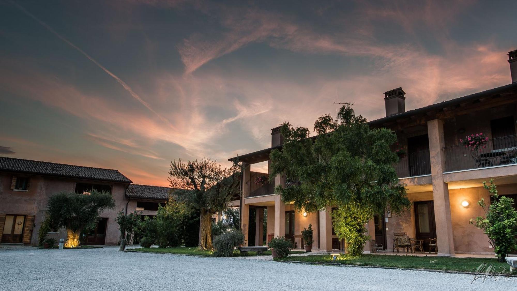Agriturismo Morgan มอนเตเบลลูนา ภายนอก รูปภาพ